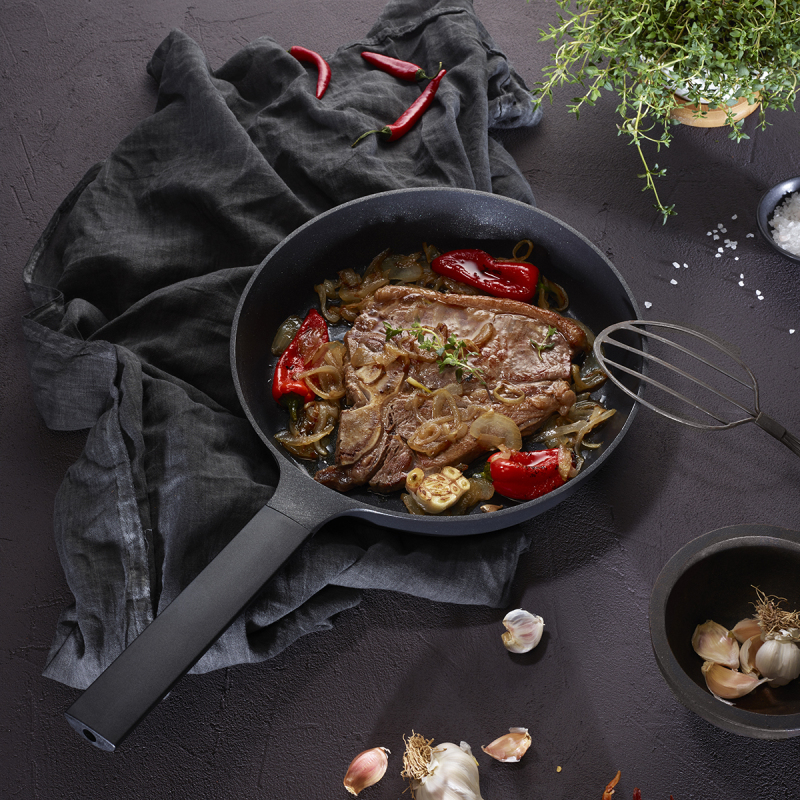 Aryıldız Pro Grade Tava 20 cm Siyah - 1