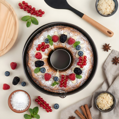 Guardini Borulu Kek Kalıbı Mor 26 cm - GUARDINI