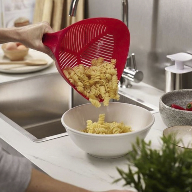 Joseph Joseph Duo Üçgen Süzgeç Kırmızı - 2