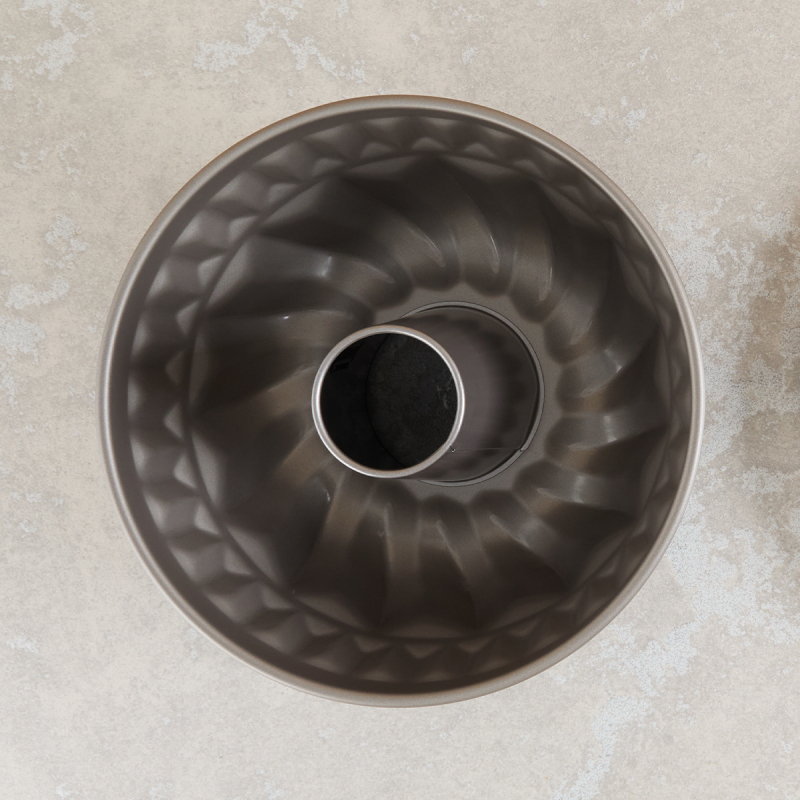 Kaiser Inspiration B Borulu Kek Kalıbı 22 cm - 4