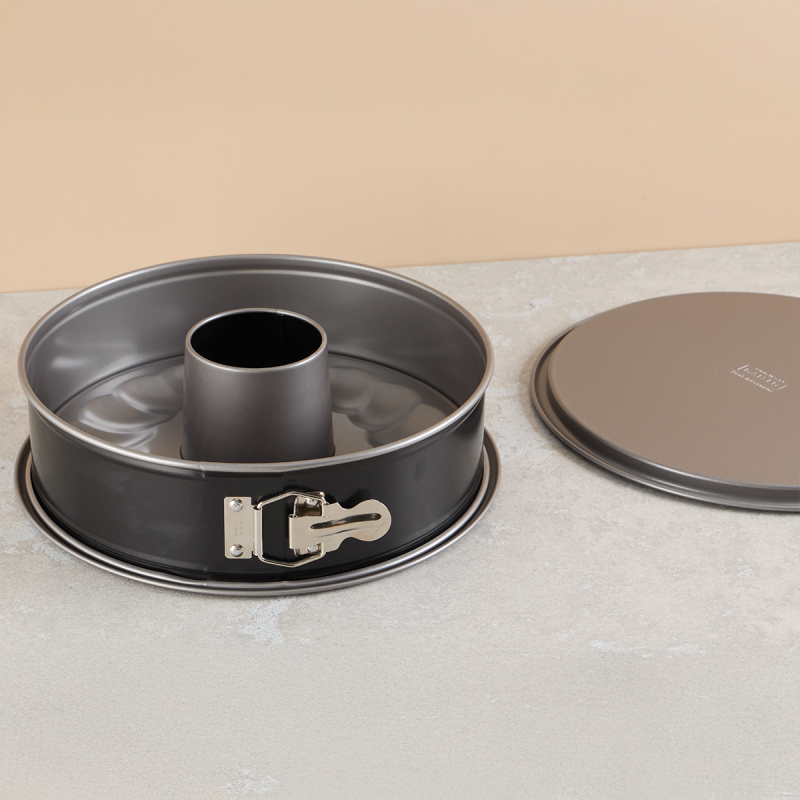 Kaiser Inspiration B Borulu Kek Kalıbı 28 cm - 3