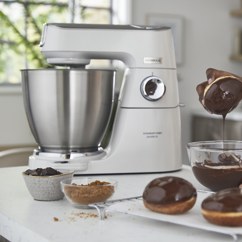 Kenwood Titanium Chef Baker Xl Beyaz Mutfak Şefi KVL65.00WH