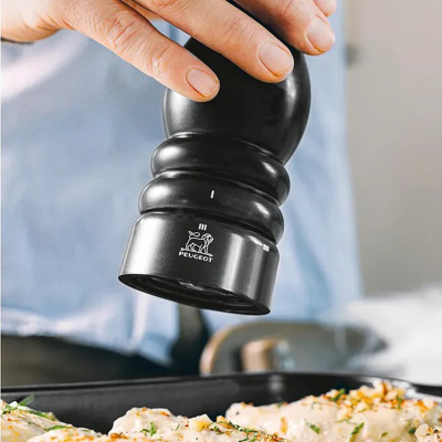 Peugeot Paris Satin Black Karabiber Değirmeni 18 Cm - PEUGEOT